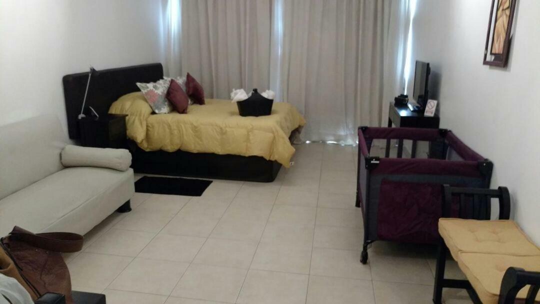 Apartment Concord Zafiro Pilar *